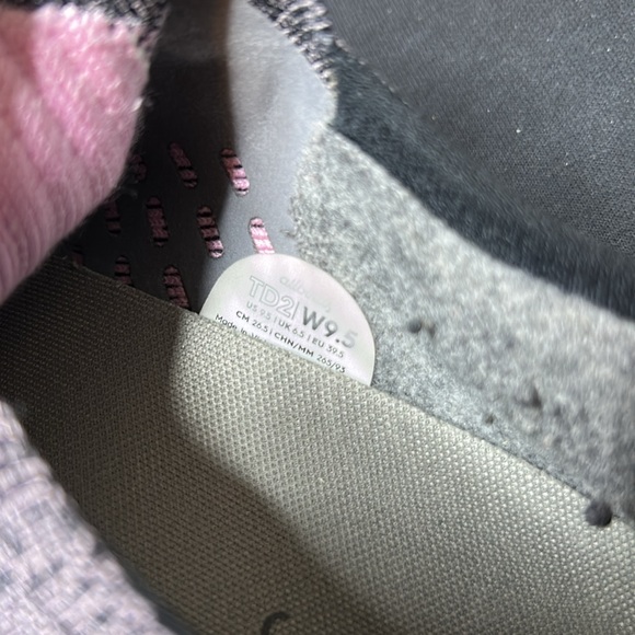 Allbirds Tree Dasher 2 Athletic Shoes - Picture 6 of 6